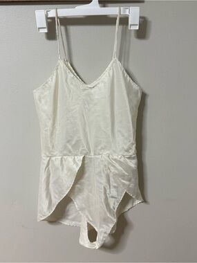 VINTAGE FARR WEST TEDDY SMALL Silk Feel Nighty Pajama Romper Ivory Strappy Sexy